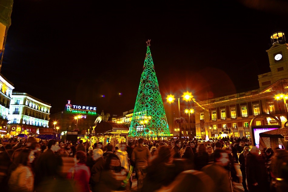 Comerse las uvas en la Puerta del Sol, Madrid